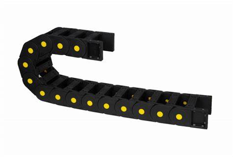 塑料拖鏈和鋼制拖鏈的區(qū)別